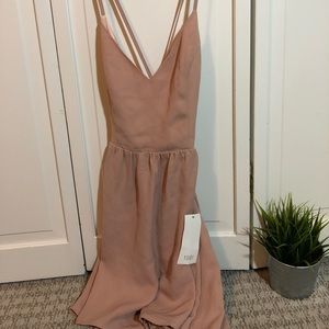 NWT✨✨✨Tobi Nude Dress
